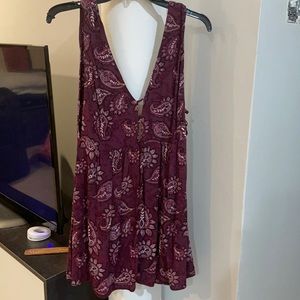 Cute floral summer dress. Low cut in the front and back